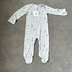 Kate Quinn bamboo footie brand new size 6-9 months.